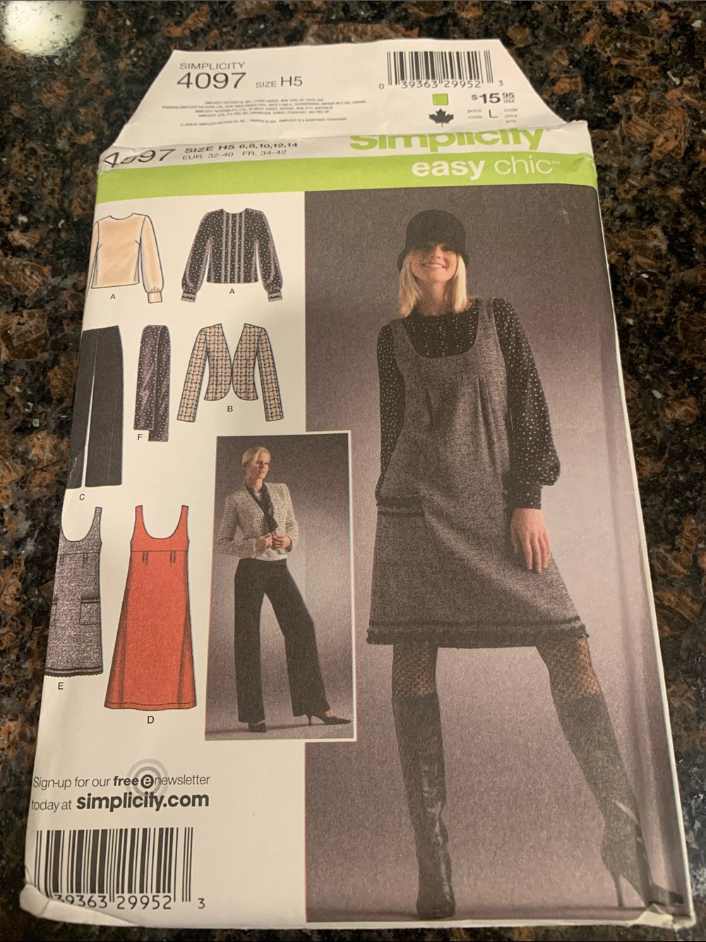 Simplicity Layered Dress & Blouse Pattern +Jacket Factory Fold